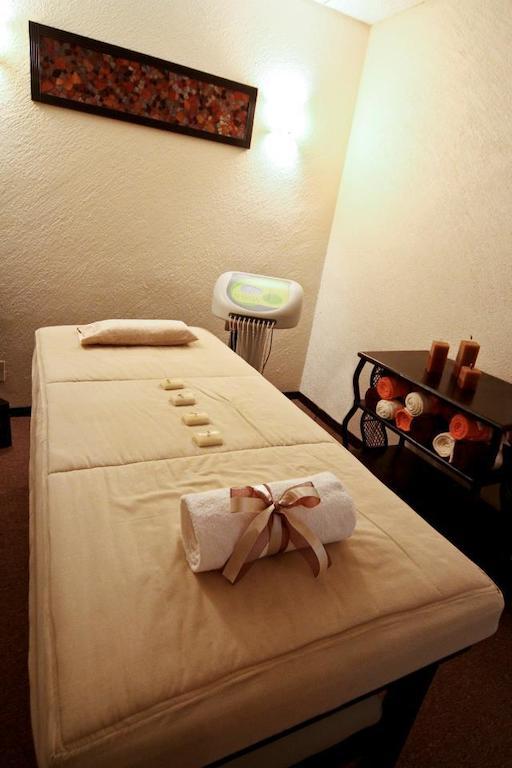 Hotel Royal Spa Zimapán Екстериор снимка